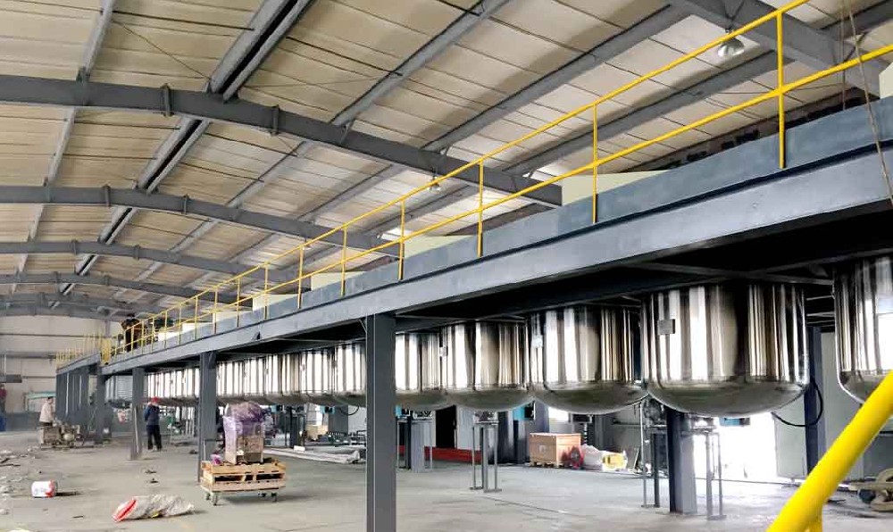 山東環(huán)氧地坪及黑科技聚脲生產(chǎn)線