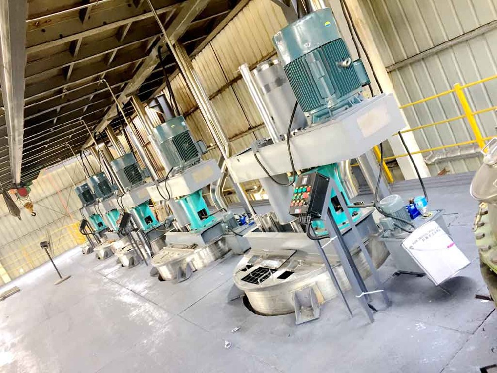 新鄉(xiāng)水性高防腐涂料自動(dòng)化生產(chǎn)線