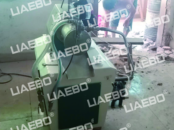 湖南客戶(鐵礦石)5L砂磨機(jī)