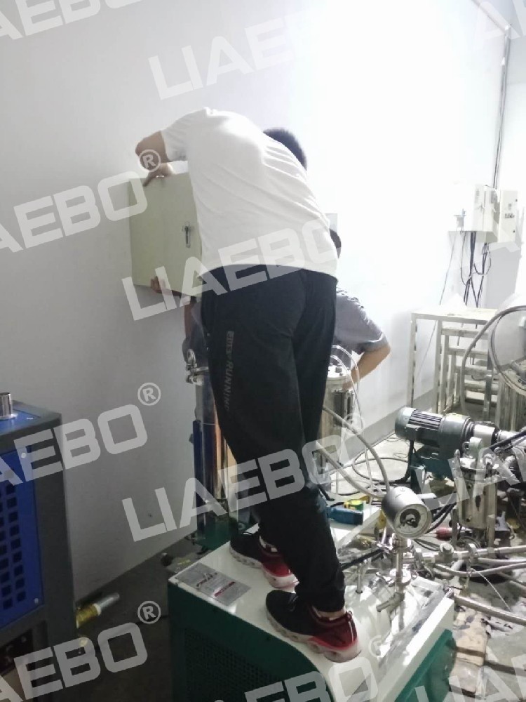 江蘇客戶（炭黑）LBSN-0.5L設備調(diào)試完成