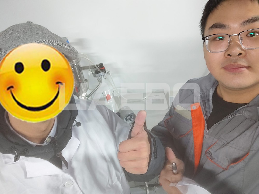 江蘇某有限公司1L實驗室納米砂磨機調試成功