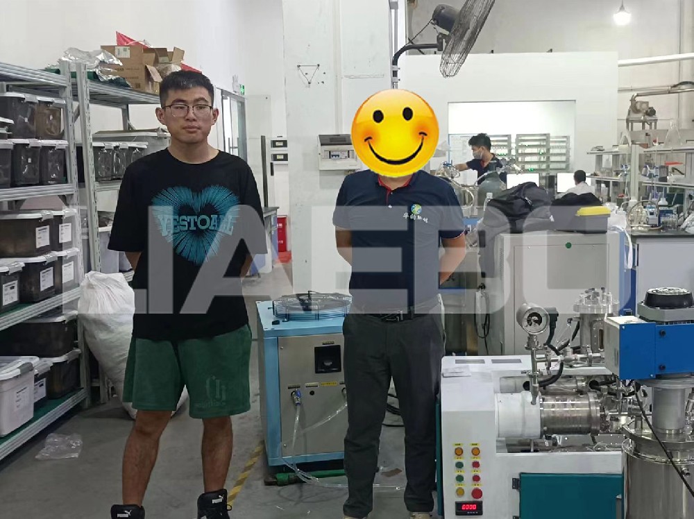 深圳華納新材 2L實(shí)驗(yàn)室砂磨機(jī)調(diào)試成功